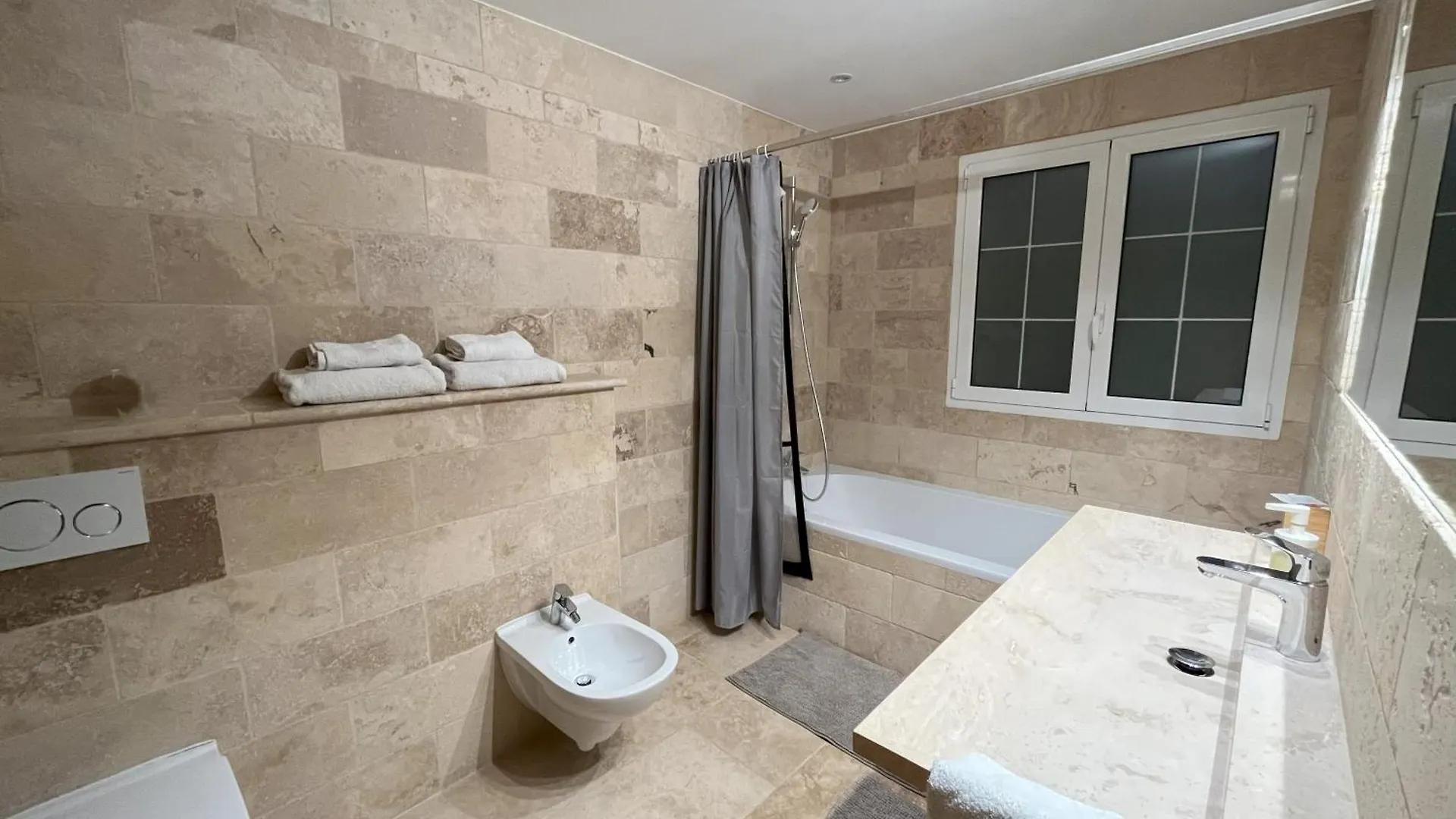 Les Villas Du Parc Antibes 0*,  Francja
